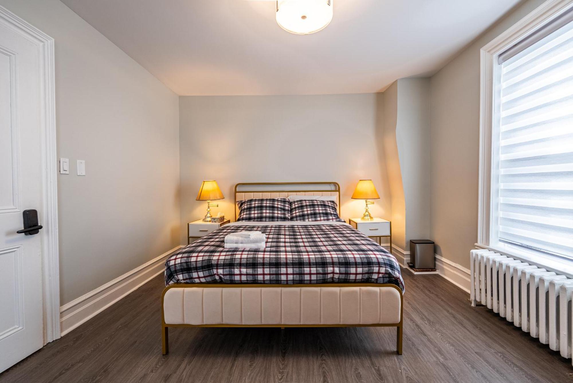 Atlantic Pub & Hotel Glen Robertson 외부 사진
